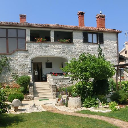 Apartmani Villa Otilija Poreč Exteriör bild