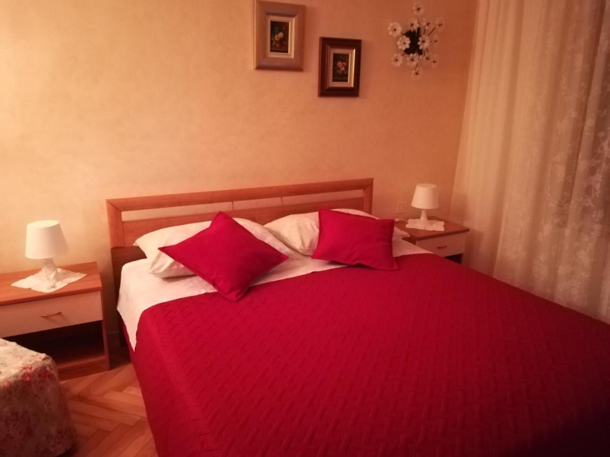 Apartmani Villa Otilija Poreč Exteriör bild