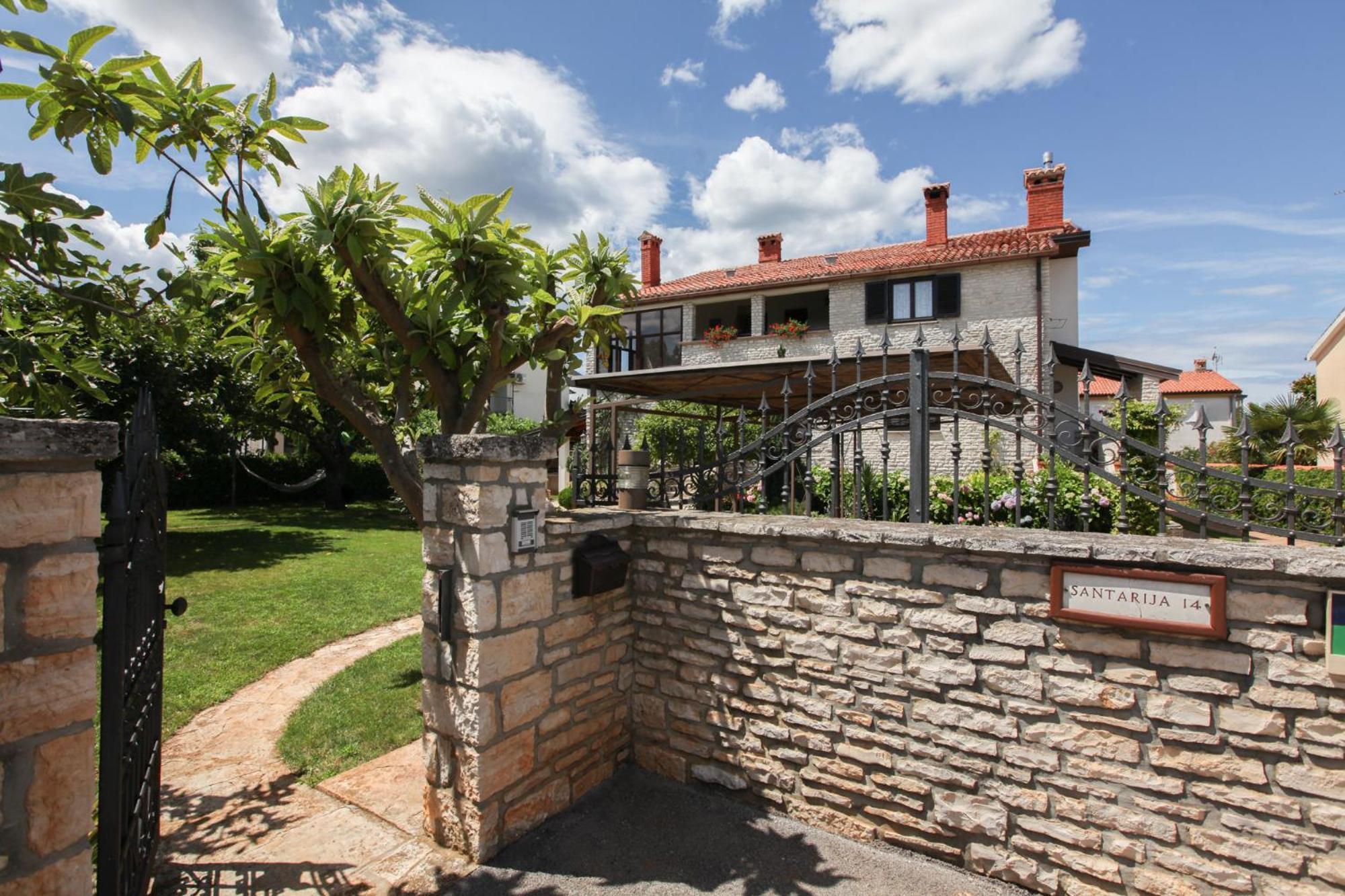 Apartmani Villa Otilija Poreč Exteriör bild