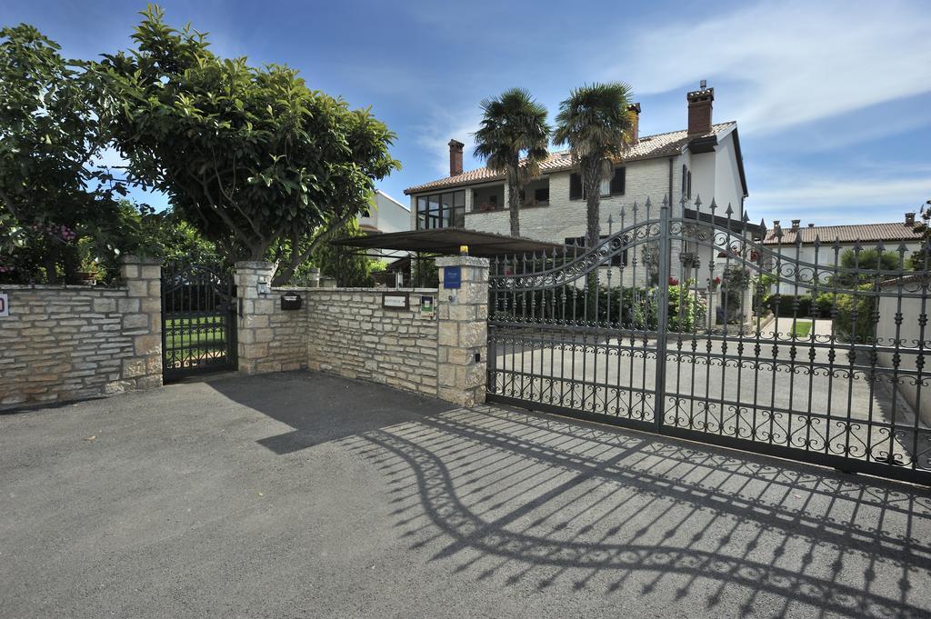 Apartmani Villa Otilija Poreč Exteriör bild