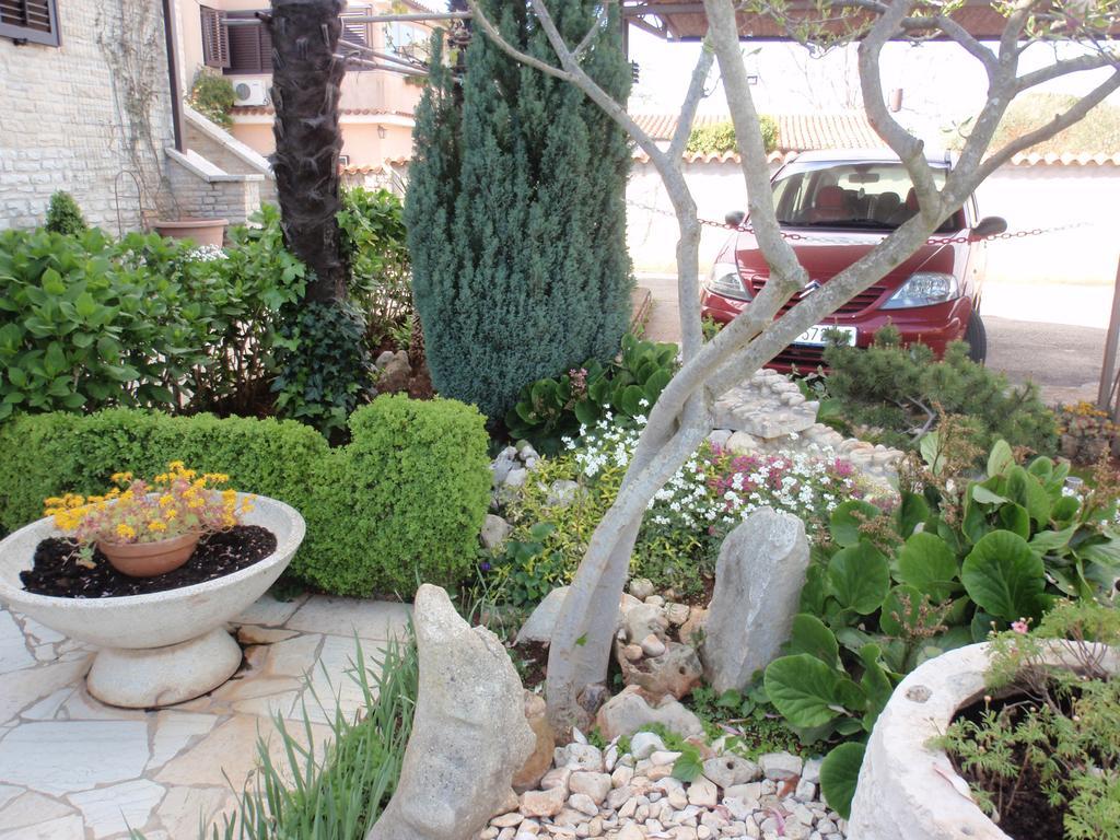Apartmani Villa Otilija Poreč Exteriör bild