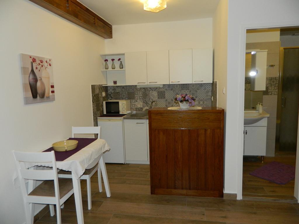 Apartmani Villa Otilija Poreč Exteriör bild