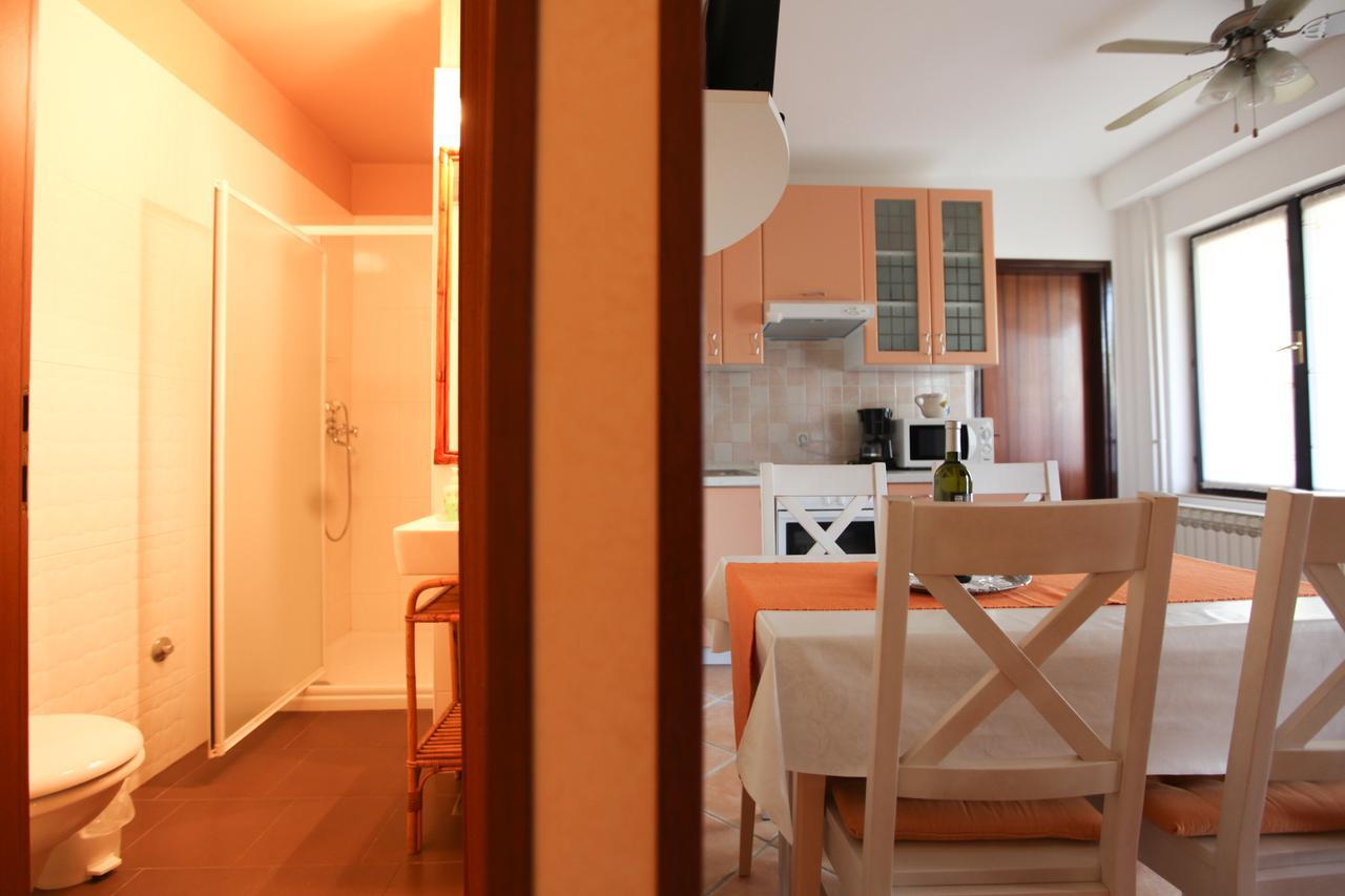 Apartmani Villa Otilija Poreč Exteriör bild