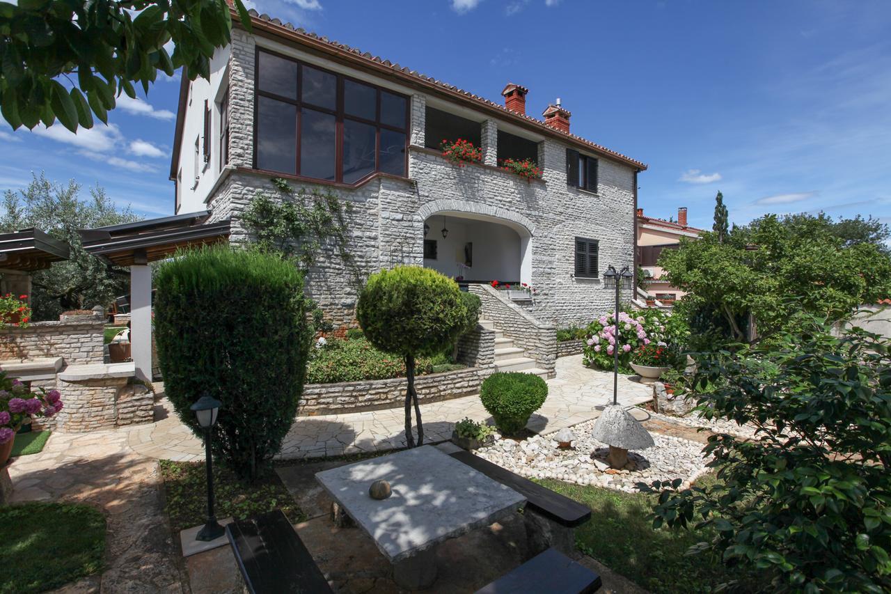 Apartmani Villa Otilija Poreč Exteriör bild